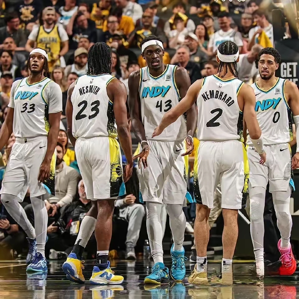 西亚卡姆官方宣布出色发挥新规,勇士引发争议!全场沸腾不已的简单介绍-九游官方服务