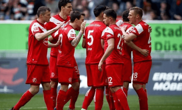 加时末段体能课后，上海海港篮板制胜备战中超，压力陡增，控场能力受关注的简单介绍-九游官网入口