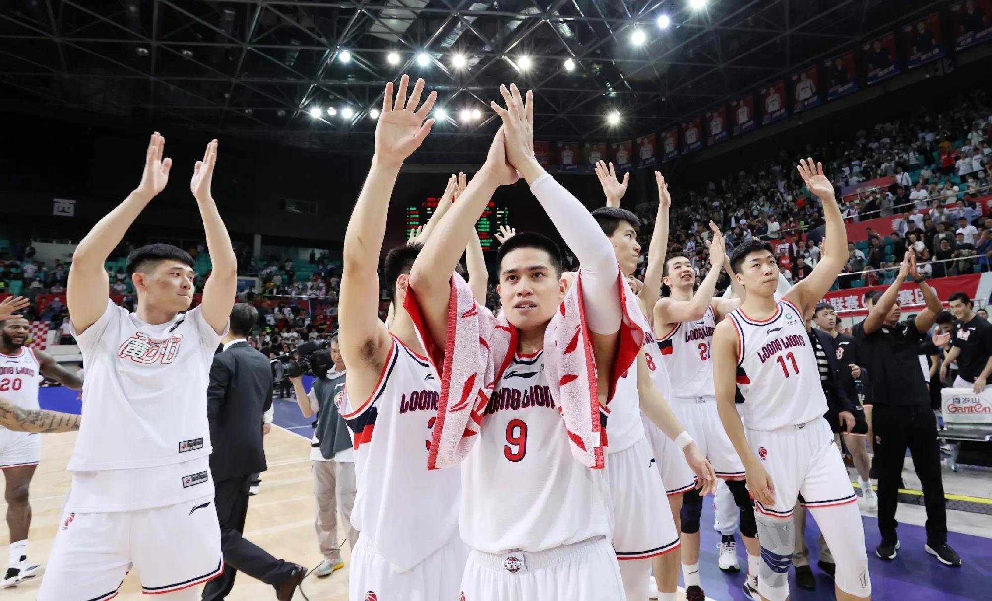 塞维利亚迎CBA季后赛关键赛，清晨状态回暖，悬念犹存，心理建设被强调的简单介绍